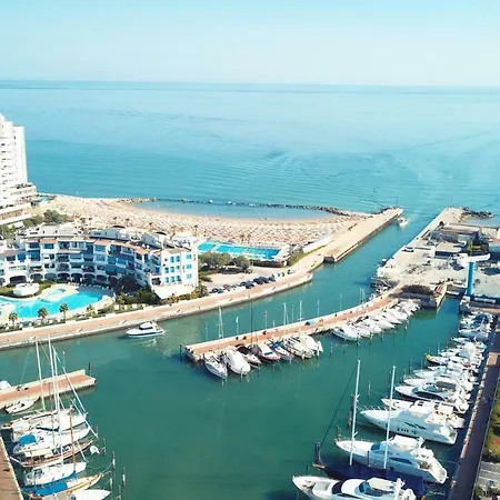 Portoverde Luxury Houseboat *