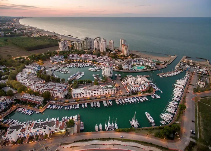 Hotel na wodzie Portoverde Luxury Houseboat Misano Adriatico